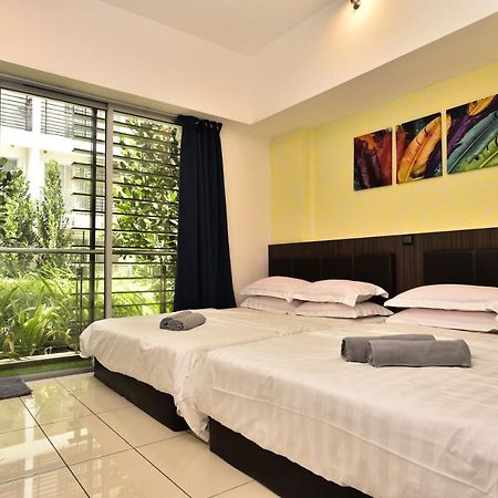 H&F Homestay The Two Owls Nest Aeropod Sovo Studio Room - 2 Queen Bed - Near Airport - Free Parking โกตาคินาบาลู ภายนอก รูปภาพ