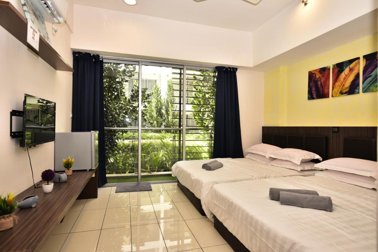 H&F Homestay The Two Owls Nest Aeropod Sovo Studio Room - 2 Queen Bed - Near Airport - Free Parking โกตาคินาบาลู ภายนอก รูปภาพ